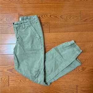 Stylish Green Women's Pants